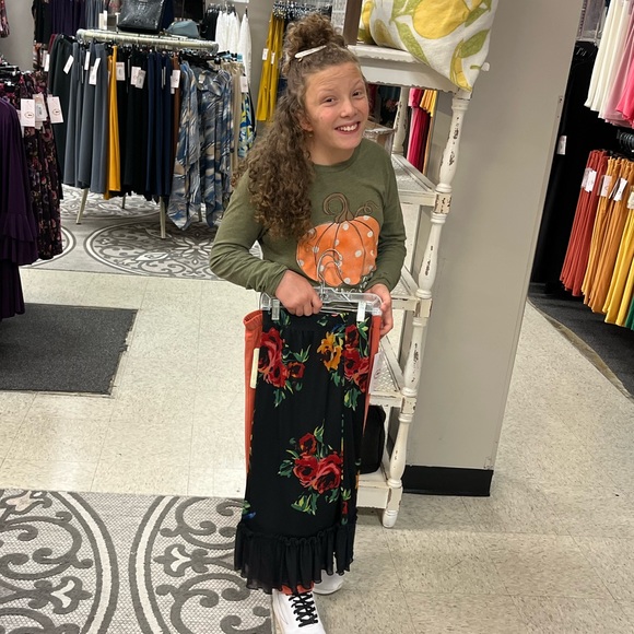 Meet your Posher, Abby - Picture 2 of 3